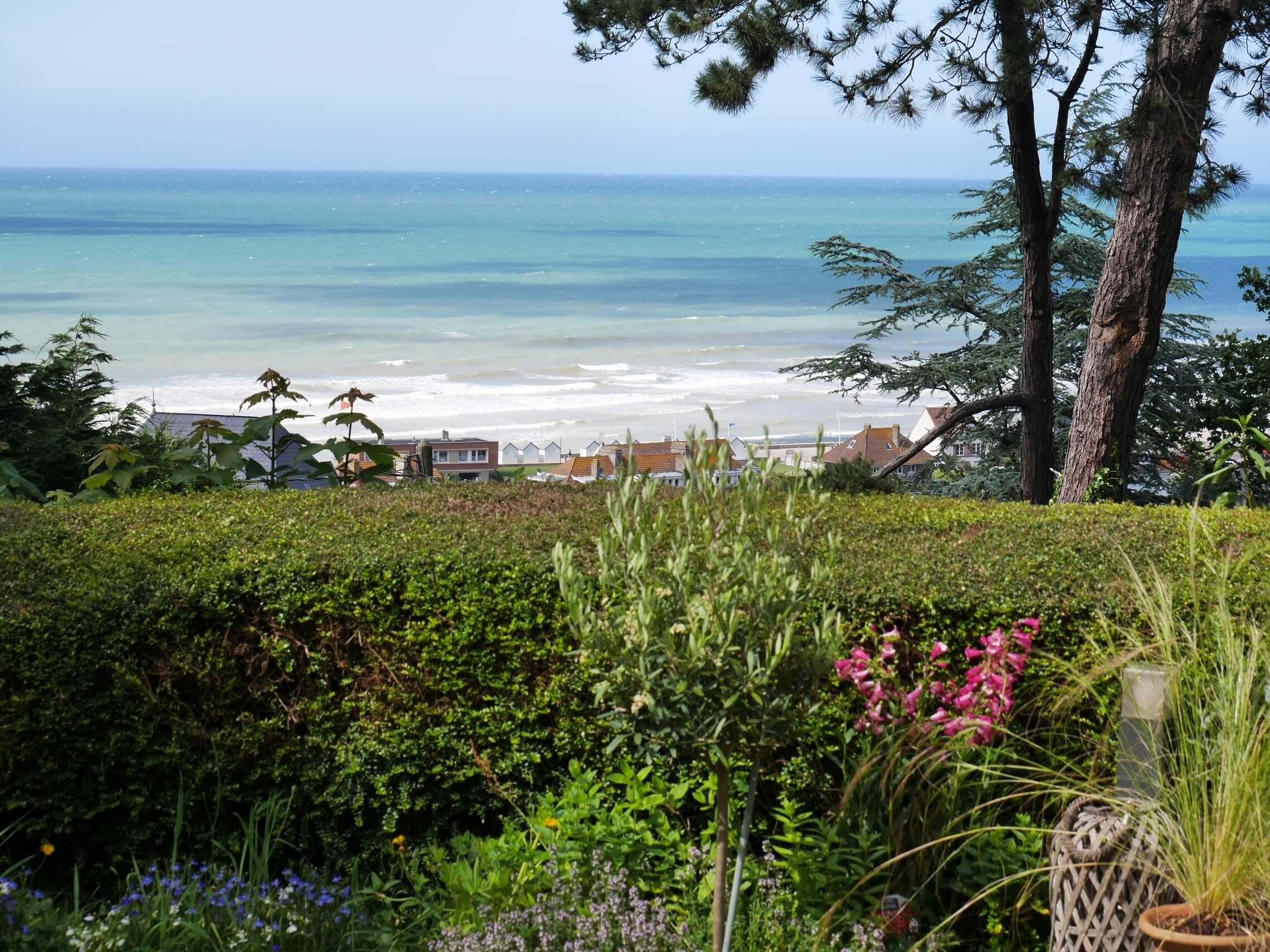 You are currently viewing Location vacances Pourville-sur-Mer vue mer : Le Carré Vue Mer