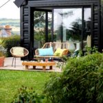 Le Carré vue Mer, salon d'extérieur devant la villa