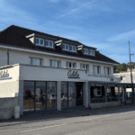 Boulangerie Adèle à Pourville-sur-Mer, à quelques minutes de notre gîte, idéale pour acheter pain frais, viennoiseries et pâtisseries.