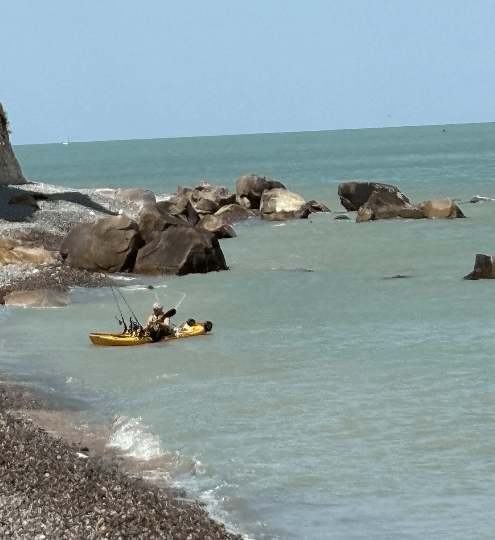 Lire la suite à propos de l’article Kayak mer Côte d’Albâtre : pagayer au pied des falaises