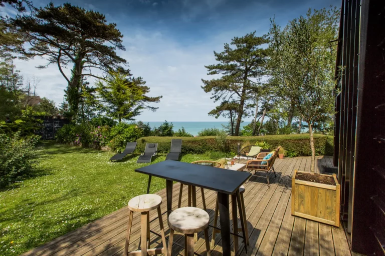 Lire la suite à propos de l’article Location de vacances vue mer près de Dieppe (5 min) : villa à Pourville-sur-Mer